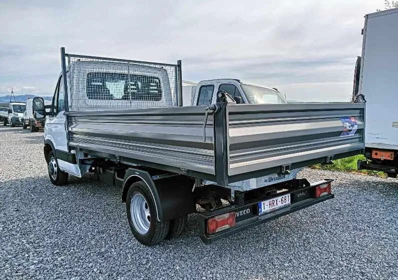 Iveco 35C13, 35C12, 35C14, 35C15 - Kipper Transporter: das Bild 5 Iveco 35C13, 35C12, 35C14, 35C15 - Kipper Transporter: das Bild 5