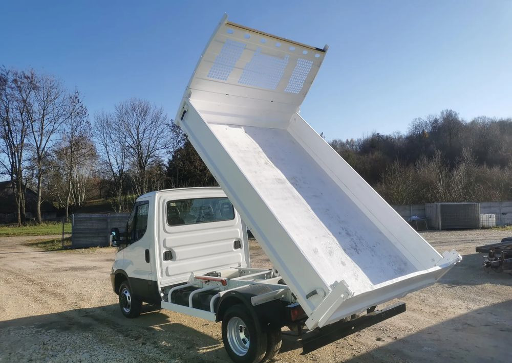 Iveco Daily 3.0-150KM Wywrotka blizniak 35-150 Niski przebieg kiper do 3,5t - Kipper Transporter: das Bild 5 Iveco Daily 3.0-150KM Wywrotka blizniak 35-150 Niski przebieg kiper do 3,5t - Kipper Transporter: das Bild 5