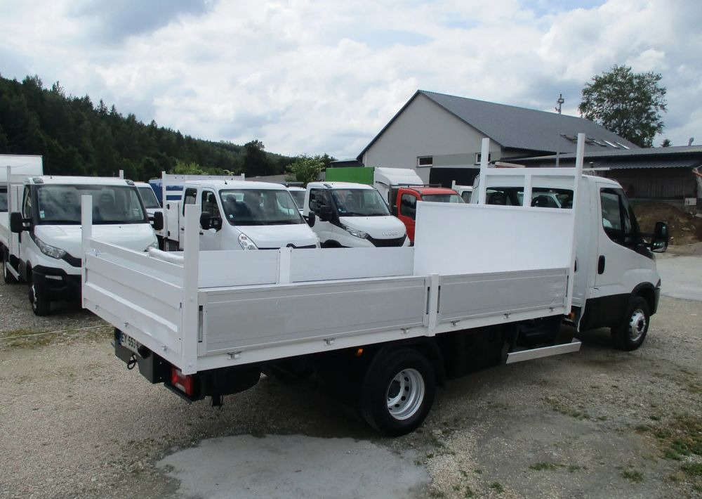 Iveco Daily 3.0 na bliźniaku 70C18 skrzynia, laweta, rama, HDS, 70-180 kiper - Pritsche LKW: das Bild 4 Iveco Daily 3.0 na bliźniaku 70C18 skrzynia, laweta, rama, HDS, 70-180 kiper - Pritsche LKW: das Bild 4