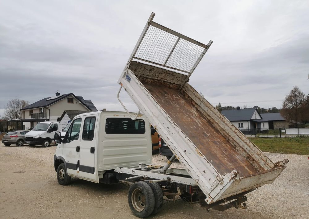 Iveco Daily 35C15 Brygadówka 3.0 - 150KM wywrotka Klimatyzacja Dubel hak kiper doka - Kipper Transporter: das Bild 5 Iveco Daily 35C15 Brygadówka 3.0 - 150KM wywrotka Klimatyzacja Dubel hak kiper doka - Kipper Transporter: das Bild 5