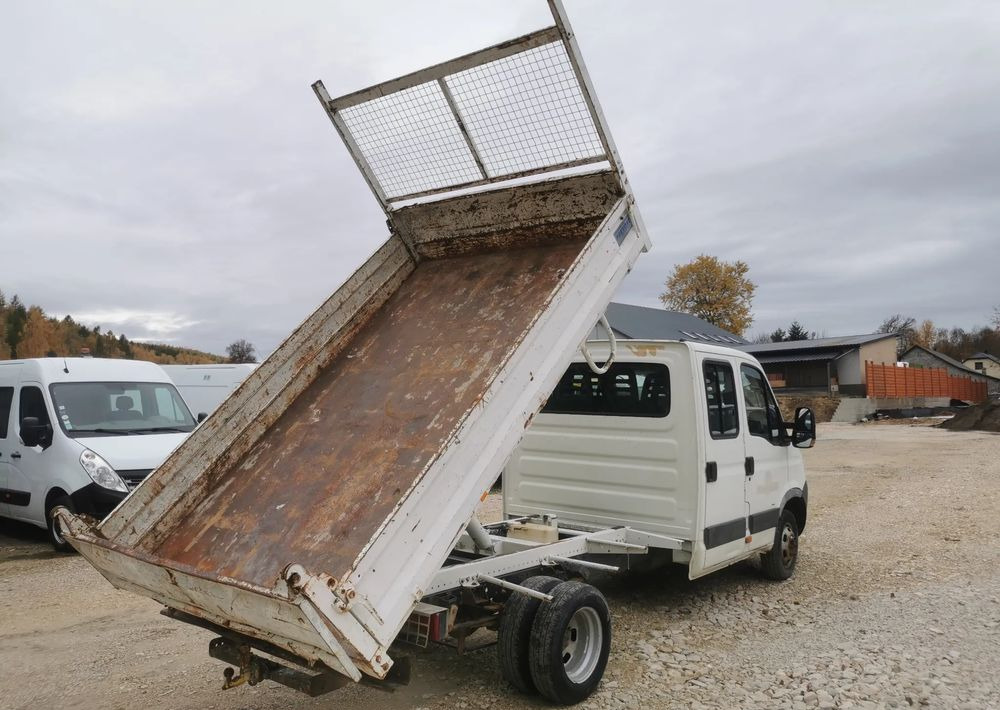 Iveco Daily 35C15 Brygadówka 3.0 - 150KM wywrotka Klimatyzacja Dubel hak kiper doka - Kipper Transporter: das Bild 3 Iveco Daily 35C15 Brygadówka 3.0 - 150KM wywrotka Klimatyzacja Dubel hak kiper doka - Kipper Transporter: das Bild 3