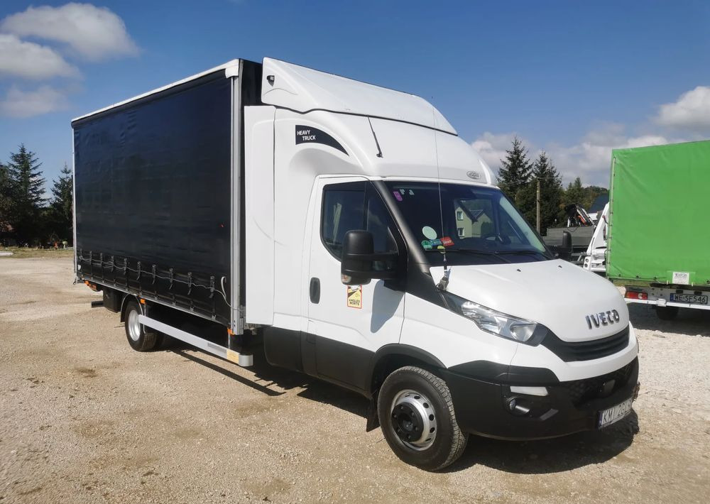 Iveco Daily 70C18 firana Winda 1.000kg Dhollandia wejkama 12pal - Plane LKW: das Bild 2 Iveco Daily 70C18 firana Winda 1.000kg Dhollandia wejkama 12pal - Plane LKW: das Bild 2