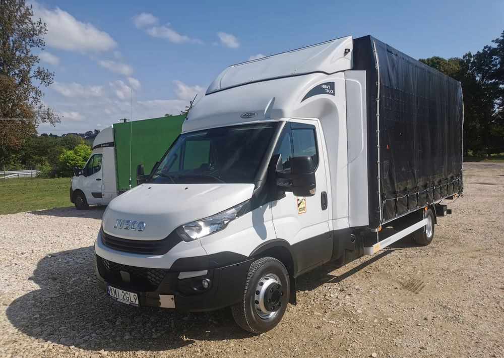 Iveco Daily 70C18 firana Winda 1.000kg Dhollandia wejkama 12pal - Plane LKW: das Bild 1 Iveco Daily 70C18 firana Winda 1.000kg Dhollandia wejkama 12pal - Plane LKW: das Bild 1