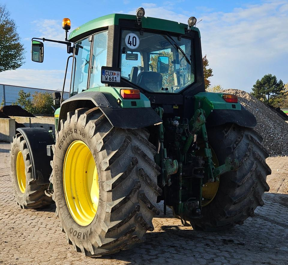 John Deere 6810 | Stoll Robust 30 HDP FL | FH | 8.070 Std. - Traktor: das Bild 2 John Deere 6810 | Stoll Robust 30 HDP FL | FH | 8.070 Std. - Traktor: das Bild 2