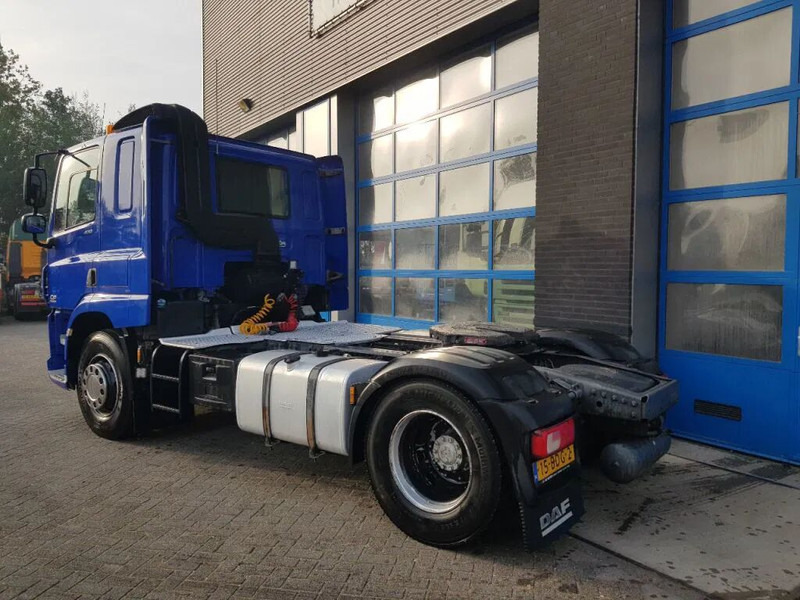 DAF CF 400 604.000 km Euro 6 Pto voorbereid - Sattelzugmaschine: das Bild 4 DAF CF 400 604.000 km Euro 6 Pto voorbereid - Sattelzugmaschine: das Bild 4