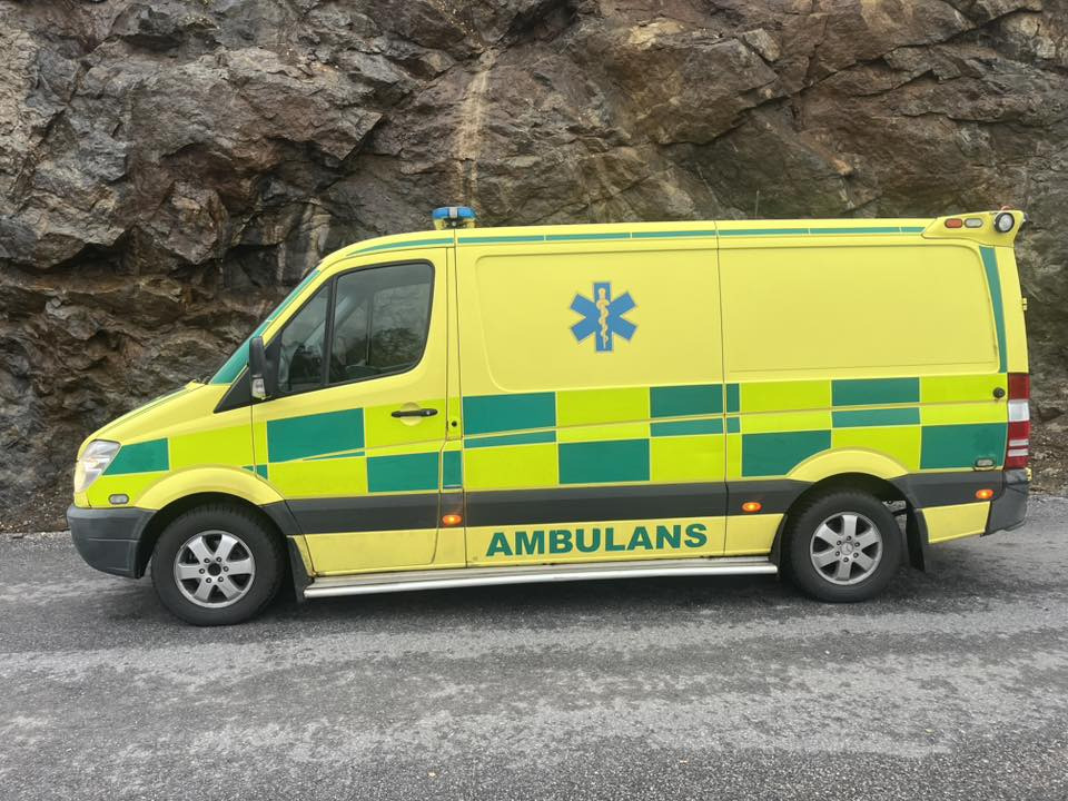 MERCEDES-BENZ Sprinter 316 NGT - AMBULANCE / швидка допомога / shvydka dopomoha - Krankenwagen: das Bild 2 MERCEDES-BENZ Sprinter 316 NGT - AMBULANCE / швидка допомога / shvydka dopomoha - Krankenwagen: das Bild 2