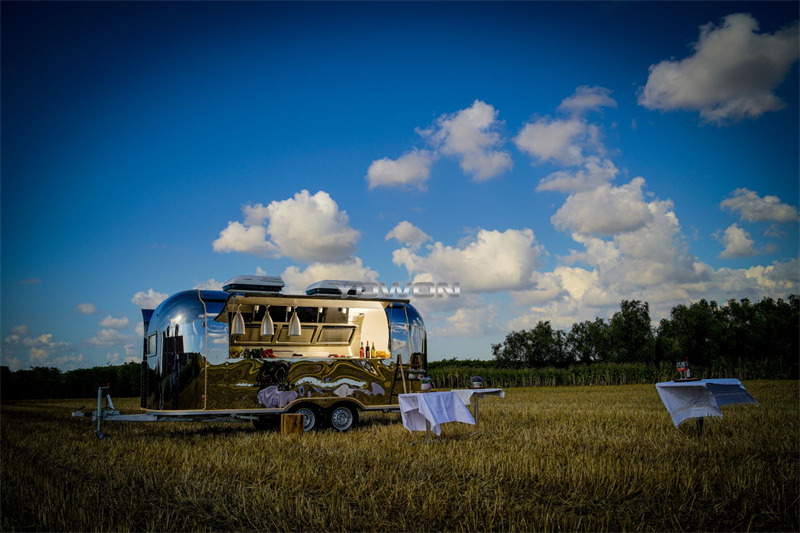 Yowon commercial food vending trailer Airstream type food truck - Verkaufsanhänger: das Bild 1 Yowon commercial food vending trailer Airstream type food truck - Verkaufsanhänger: das Bild 1