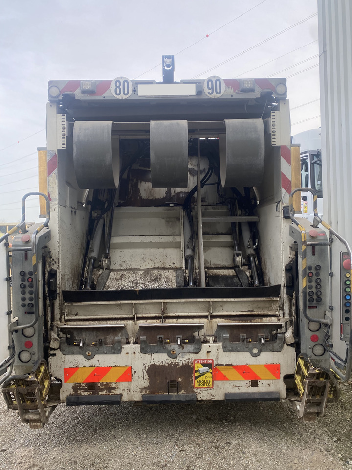 Volvo FE300 FAUN Müllwagen Garbage 2-Kammern Eu5 Top Zustand - Müllwagen: das Bild 5 Volvo FE300 FAUN Müllwagen Garbage 2-Kammern Eu5 Top Zustand - Müllwagen: das Bild 5