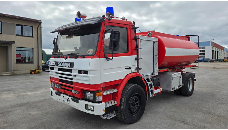 Scania P93 4X2 250 - Feuerwehrfahrzeug: das Bild 1 Scania P93 4X2 250 - Feuerwehrfahrzeug: das Bild 1