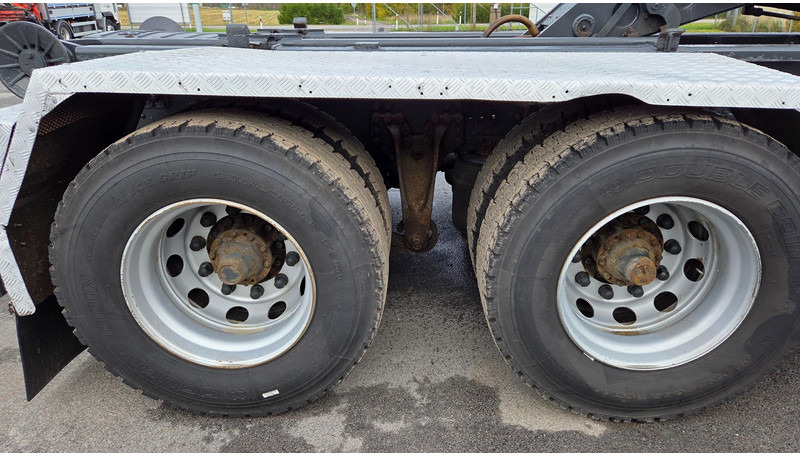 Abrollkipper Scania R520 6X4: das Bild 19