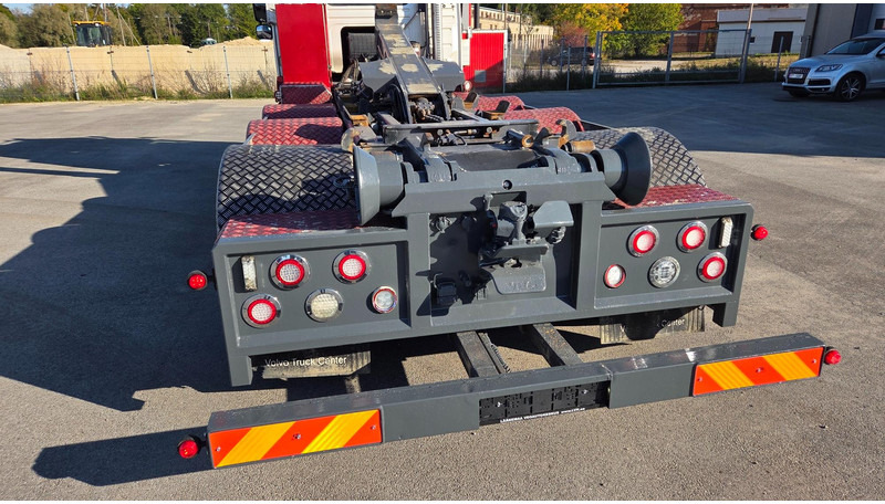 Volvo FM460 8X2*6 - Abrollkipper: das Bild 5 Volvo FM460 8X2*6 - Abrollkipper: das Bild 5