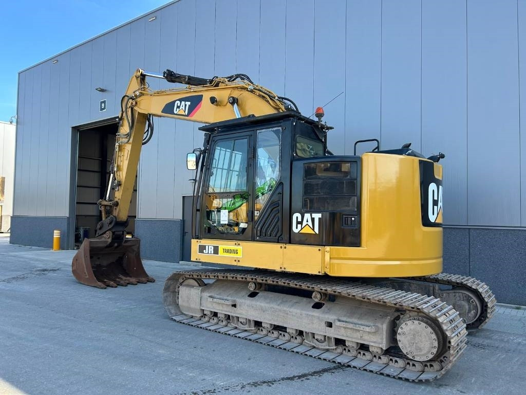 CAT 325 FL CR - Kettenbagger: das Bild 3 CAT 325 FL CR - Kettenbagger: das Bild 3