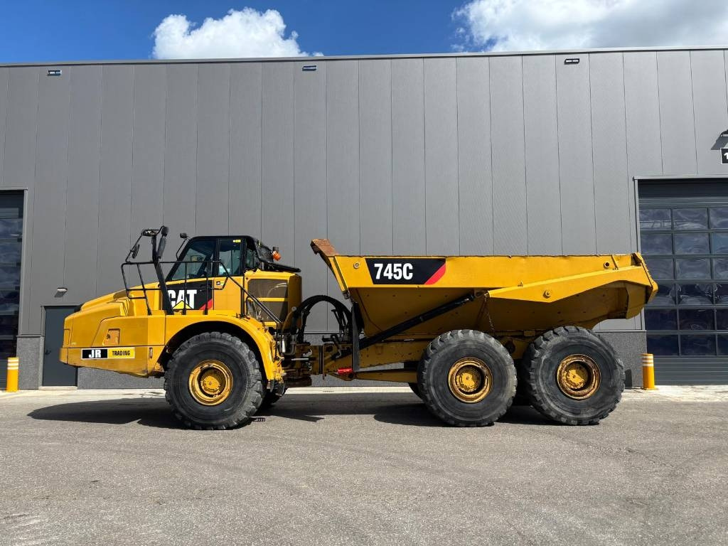 CAT 745 C (CE /Low Hours) - Knickgelenkter Dumper: das Bild 1 CAT 745 C (CE /Low Hours) - Knickgelenkter Dumper: das Bild 1