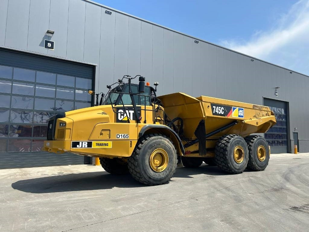 CAT 745 C - Knickgelenkter Dumper: das Bild 2 CAT 745 C - Knickgelenkter Dumper: das Bild 2
