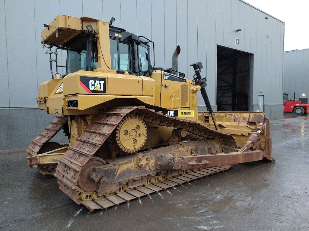 CAT D 6 T LGP (CE / New UC) - Bulldozer: das Bild 4 CAT D 6 T LGP (CE / New UC) - Bulldozer: das Bild 4