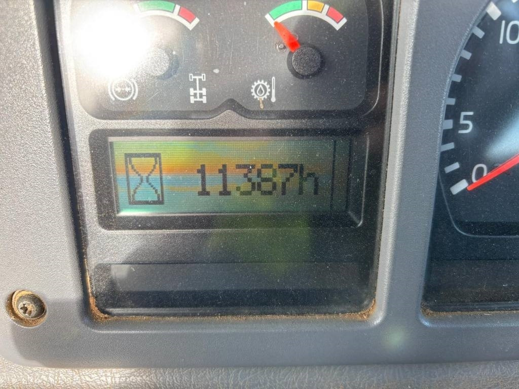 Knickgelenkter Dumper Volvo A 30 D: das Bild 10