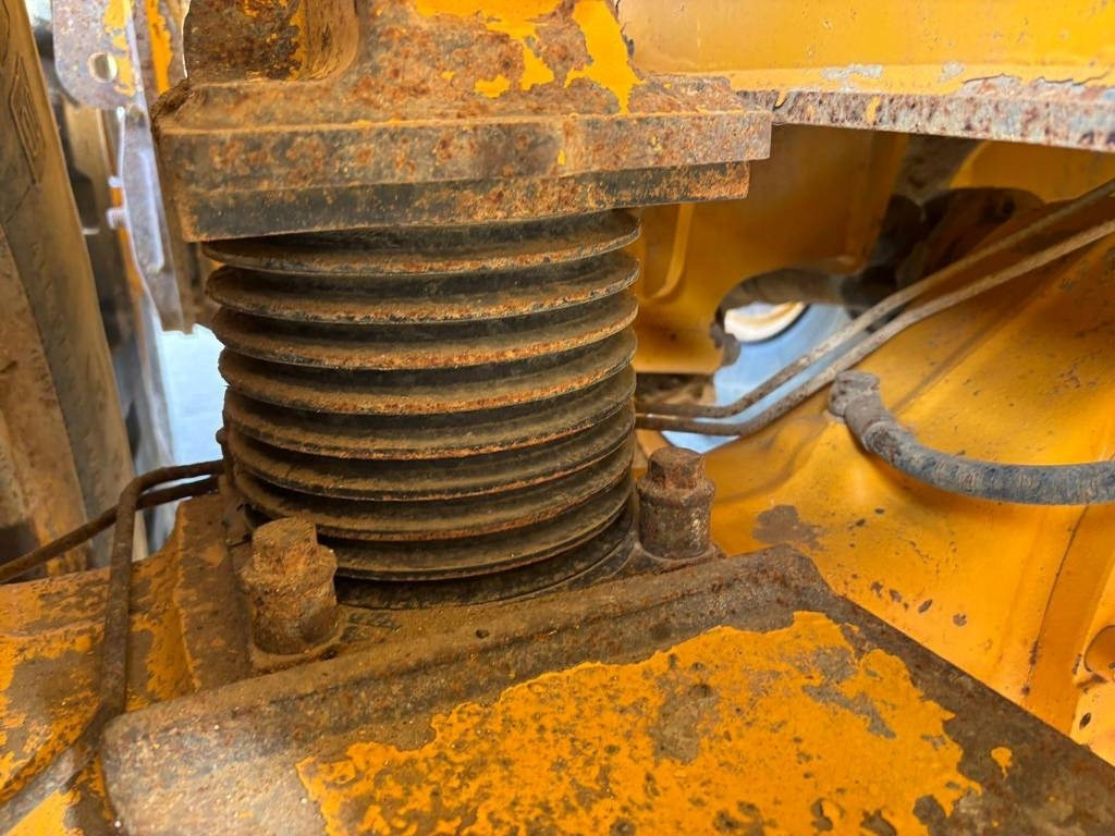 Knickgelenkter Dumper Volvo A 30 D: das Bild 26