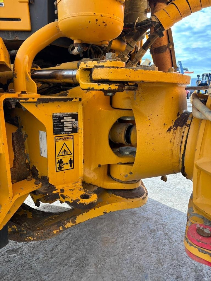 Knickgelenkter Dumper Volvo A 30 D: das Bild 19