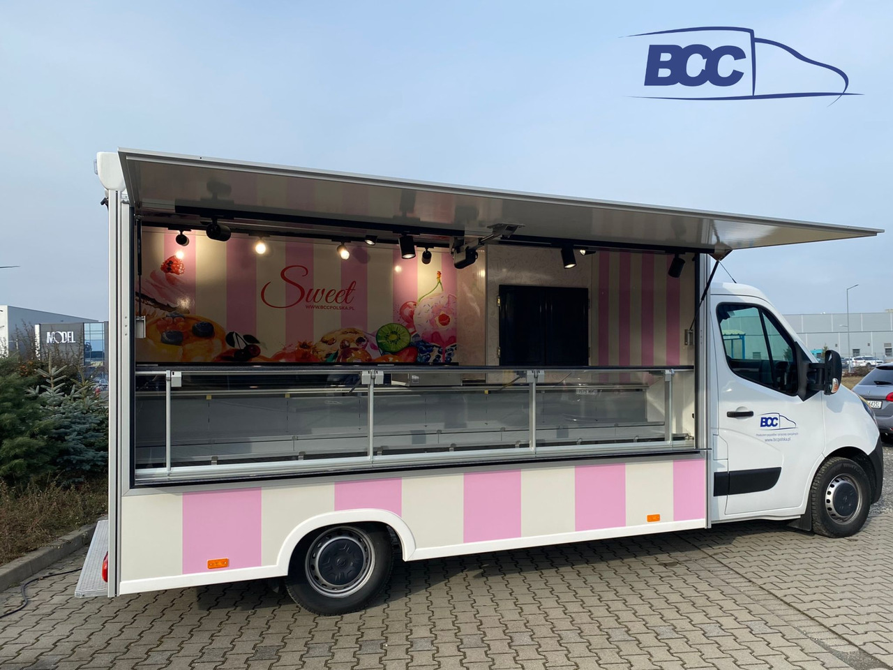 BCC POLSKA - FOOD TRUCK - MOBILNA LODZIARNIA, PEUGEOT BOXER - Verkaufsfahrzeug: das Bild 3 BCC POLSKA - FOOD TRUCK - MOBILNA LODZIARNIA, PEUGEOT BOXER - Verkaufsfahrzeug: das Bild 3