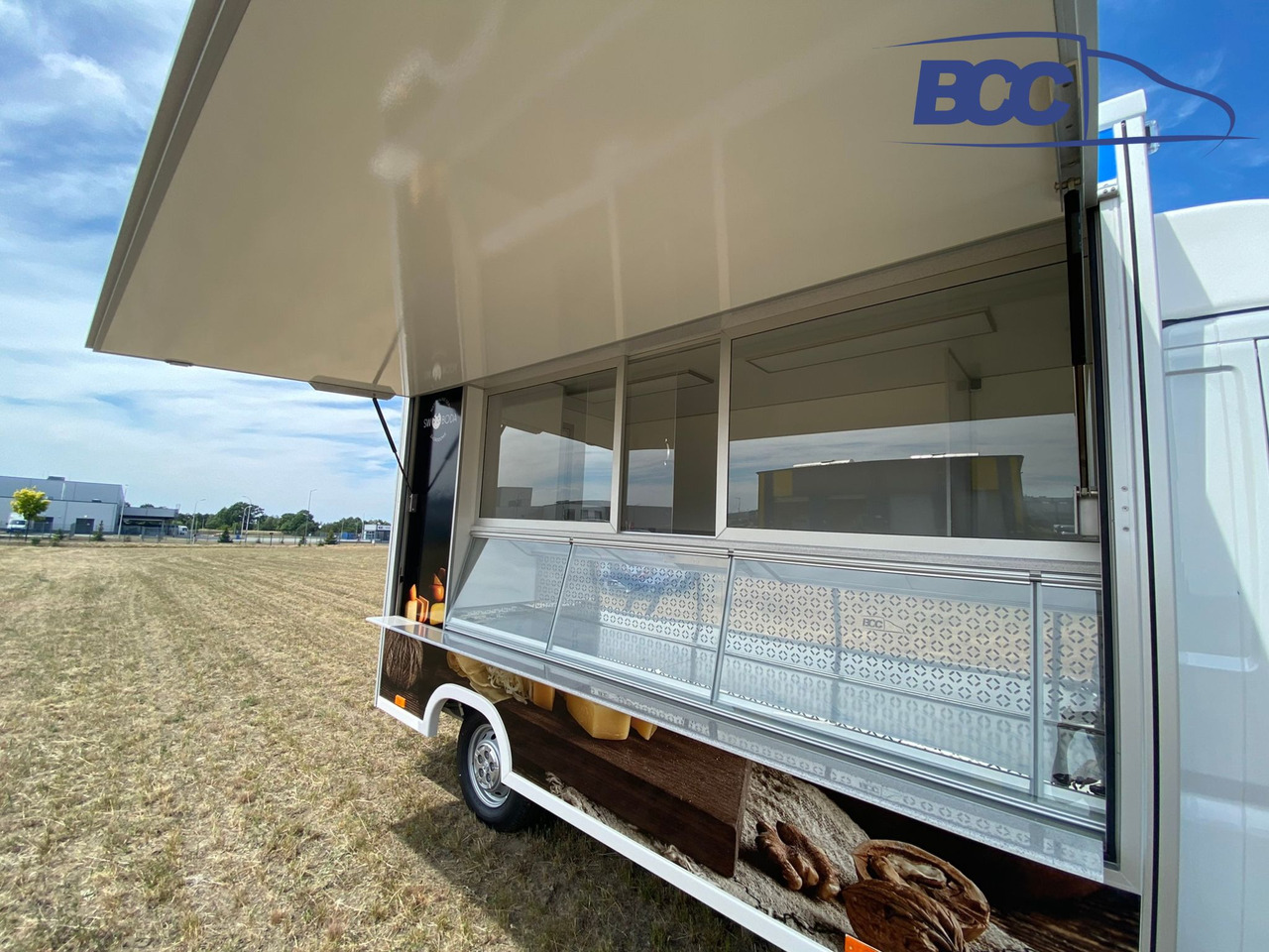 BCC POLSKA - FOOD TRUCK - SAMOCHÓD DO SPRZEDAŻY SERÓW, FOOD TRUCK Z NABIAŁEM, AUTO SKLEP - PEUGEOT BOXER - Verkaufsfahrzeug: das Bild 5 BCC POLSKA - FOOD TRUCK - SAMOCHÓD DO SPRZEDAŻY SERÓW, FOOD TRUCK Z NABIAŁEM, AUTO SKLEP - PEUGEOT BOXER - Verkaufsfahrzeug: das Bild 5