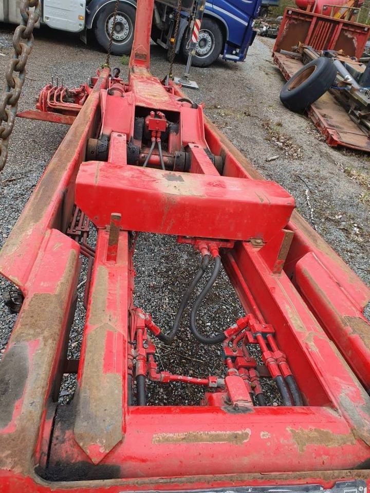 Hüffermann Koukkulaite 6,20m 20tn - Hakenlift/ Absetzkipper System: das Bild 3 Hüffermann Koukkulaite 6,20m 20tn - Hakenlift/ Absetzkipper System: das Bild 3