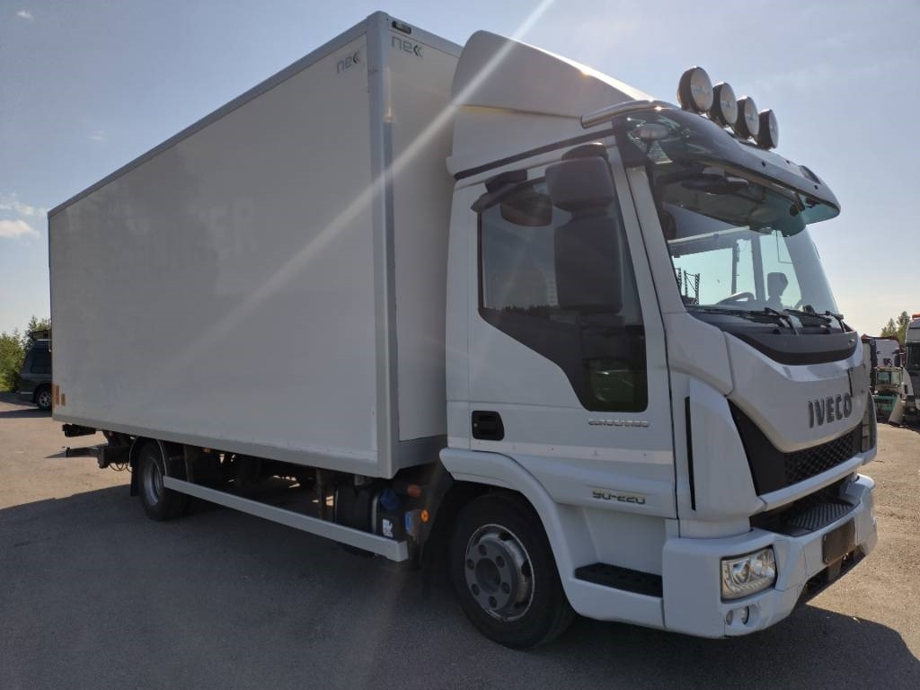 Iveco Eurocargo 90-220 Nek kokovivuauk.kori+pl Euro6 - Koffer LKW: das Bild 2 Iveco Eurocargo 90-220 Nek kokovivuauk.kori+pl Euro6 - Koffer LKW: das Bild 2