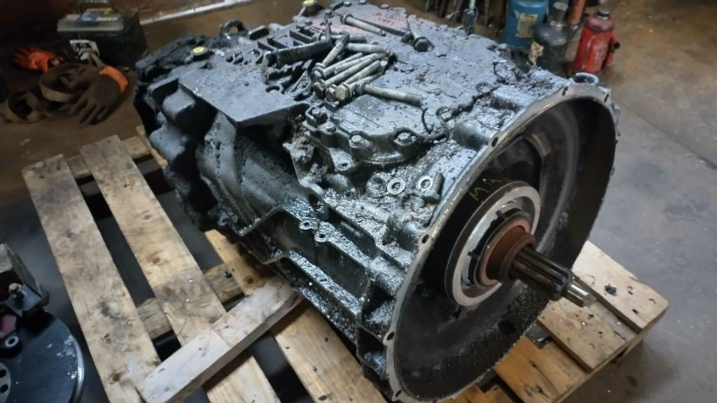 MAN ZF Traxon 12TX2820 TO - Getriebe für LKW: das Bild 2 MAN ZF Traxon 12TX2820 TO - Getriebe für LKW: das Bild 2