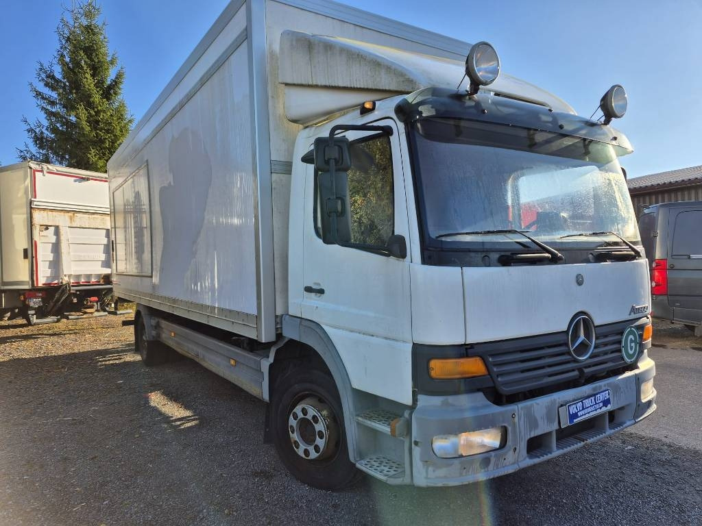 Mercedes-Benz Atego 1223 umpikori+pl nostin - Koffer LKW: das Bild 2 Mercedes-Benz Atego 1223 umpikori+pl nostin - Koffer LKW: das Bild 2