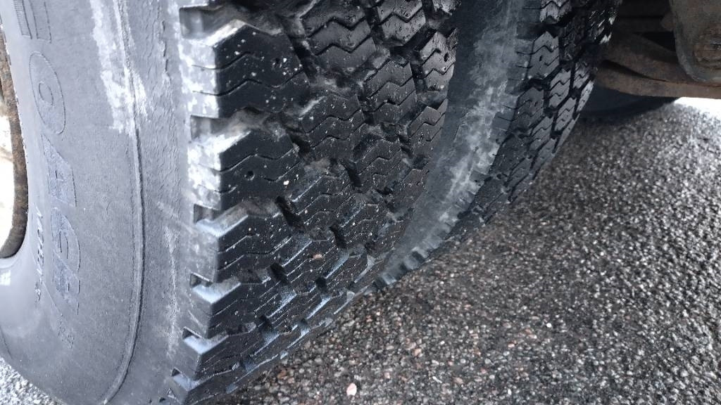 Scania P94 kokosivuaukeva kori+pl-nostin - Koffer LKW: das Bild 5 Scania P94 kokosivuaukeva kori+pl-nostin - Koffer LKW: das Bild 5