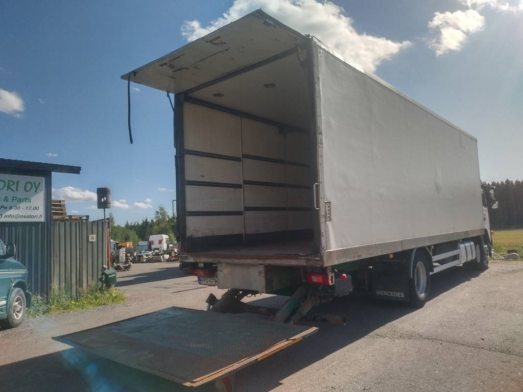 Volvo FM9 4x2 8,40m pitkä kylkiaukeava kori - Koffer LKW: das Bild 4 Volvo FM9 4x2 8,40m pitkä kylkiaukeava kori - Koffer LKW: das Bild 4