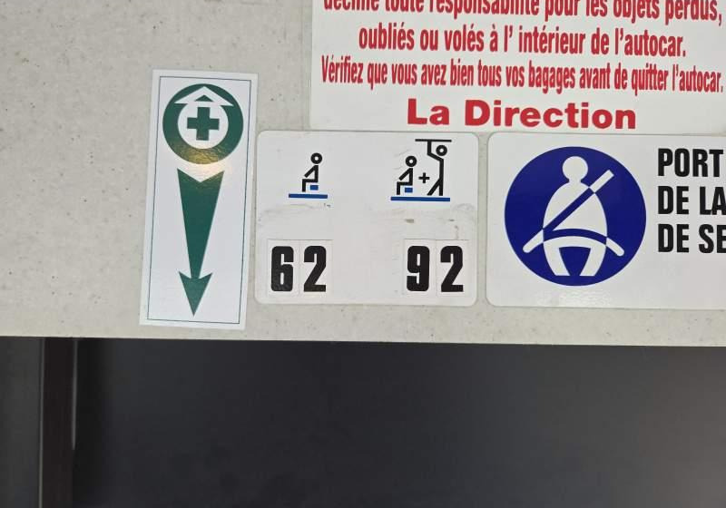 Irisbus AXER / SPROWADZONY/ 62 MIEJSCA + 30 STOJĄCYCH - Überlandbus: das Bild 2 Irisbus AXER / SPROWADZONY/ 62 MIEJSCA + 30 STOJĄCYCH - Überlandbus: das Bild 2