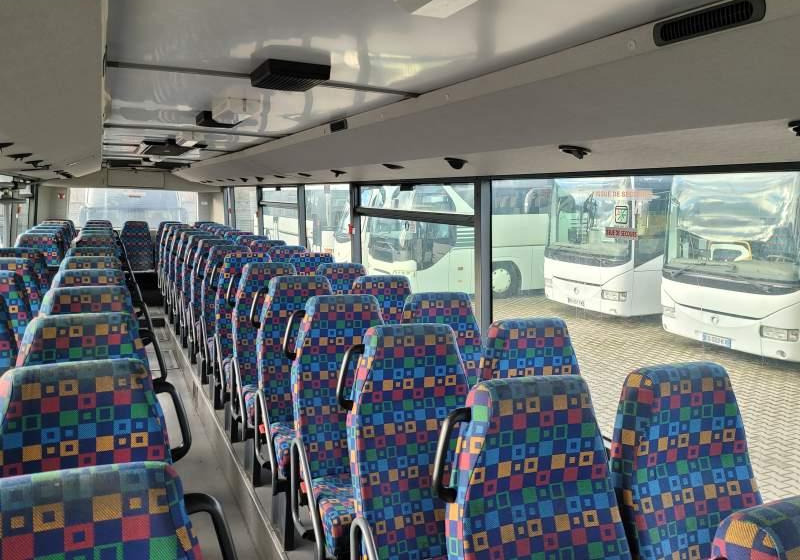 Überlandbus Irisbus KAROSA / SPROWADZONA Z FRANCJI/ KLIMATYZACJA: das Bild 11 Überlandbus Irisbus KAROSA / SPROWADZONA Z FRANCJI/ KLIMATYZACJA: das Bild 11