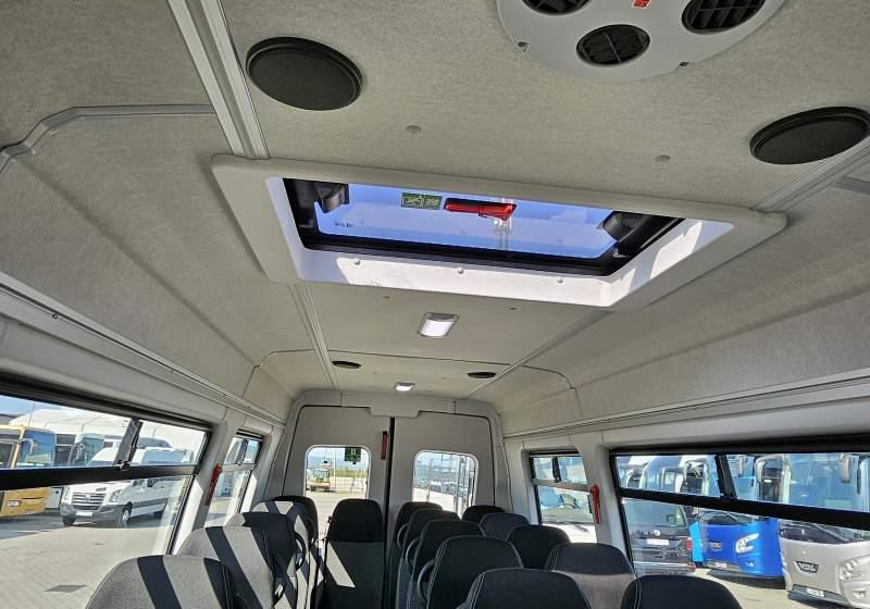 Iveco A60C15 / SPROWADZONE / EURO 6 / 25 000 KM - Kleinbus, Personentransporter: das Bild 3 Iveco A60C15 / SPROWADZONE / EURO 6 / 25 000 KM - Kleinbus, Personentransporter: das Bild 3