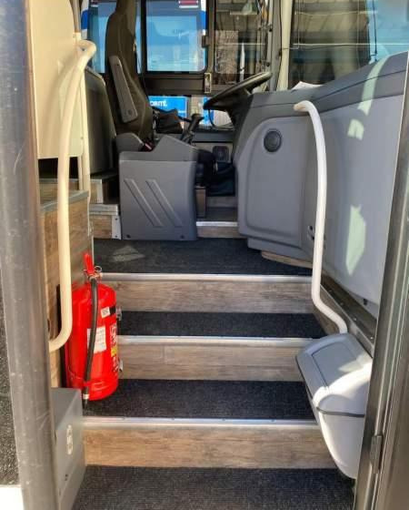 Iveco CROSSWAY/ DŁUGOŚĆ 10.70 M / MANUAL / EURO 6 - Überlandbus: das Bild 3 Iveco CROSSWAY/ DŁUGOŚĆ 10.70 M / MANUAL / EURO 6 - Überlandbus: das Bild 3