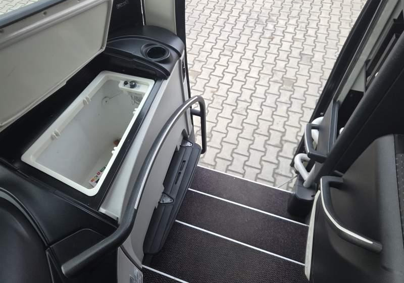 Setra S 515 HD / SPROWADZONA / GNIAZDKA 230 V / EURO 6 - Reisebus: das Bild 4 Setra S 515 HD / SPROWADZONA / GNIAZDKA 230 V / EURO 6 - Reisebus: das Bild 4