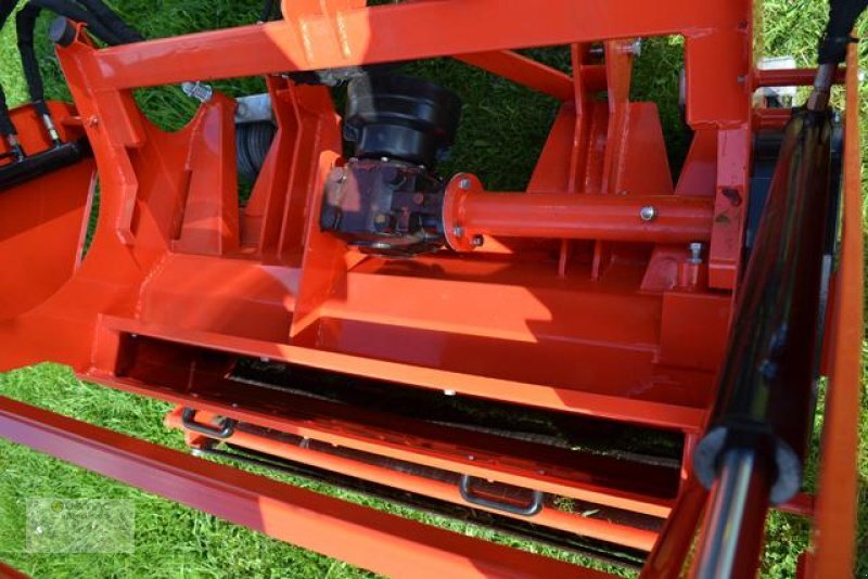 Boxer - Schlegelmäher/ Mulcher: das Bild 2 Boxer - Schlegelmäher/ Mulcher: das Bild 2