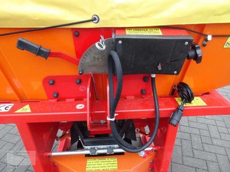 Dexwal PK1200 850L Streuer Salzstreuer Düngerstreuer Winterdienst - Salzstreuer: das Bild 2 Dexwal PK1200 850L Streuer Salzstreuer Düngerstreuer Winterdienst - Salzstreuer: das Bild 2