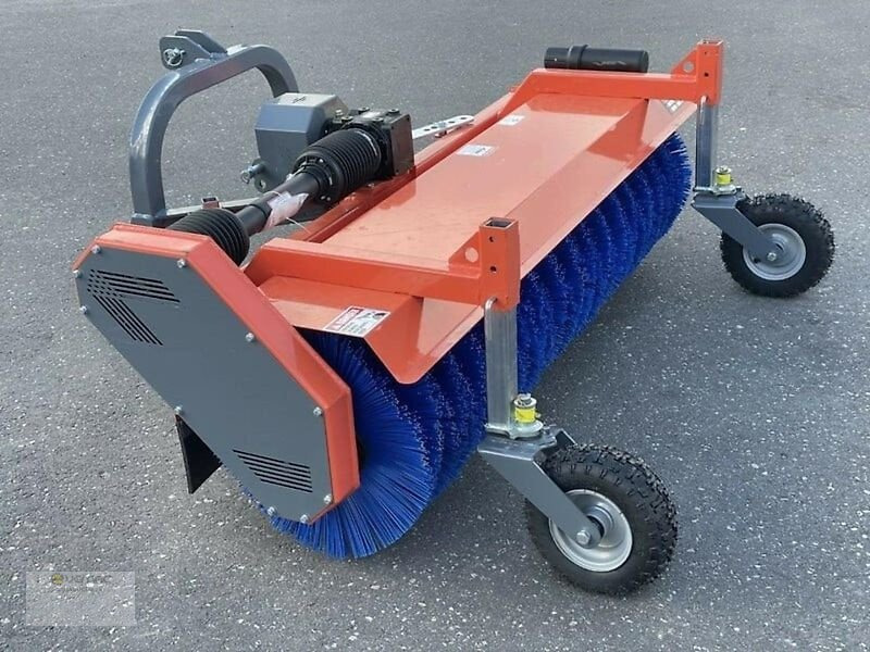 Geo Kehrmaschine Geo SWT140 140cm Kehrbesen Traktor Zapfwelle NEU - Kehrbesen: das Bild 1 Geo Kehrmaschine Geo SWT140 140cm Kehrbesen Traktor Zapfwelle NEU - Kehrbesen: das Bild 1