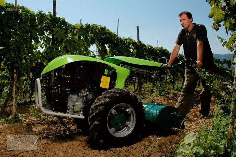 Vemac Einachser Traktor 12PS Diesel Bodenfräse E-Start Einachstraktor - Motorhacke: das Bild 2 Vemac Einachser Traktor 12PS Diesel Bodenfräse E-Start Einachstraktor - Motorhacke: das Bild 2