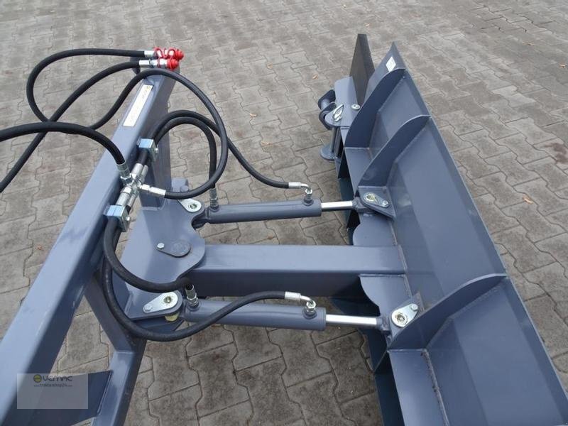 Planierschild neu kaufen Vemac Gummischieber 150cm hydraulisch Euro Futterschieber Gülleschieber: das Bild 10 Planierschild neu kaufen Vemac Gummischieber 150cm hydraulisch Euro Futterschieber Gülleschieber: das Bild 10