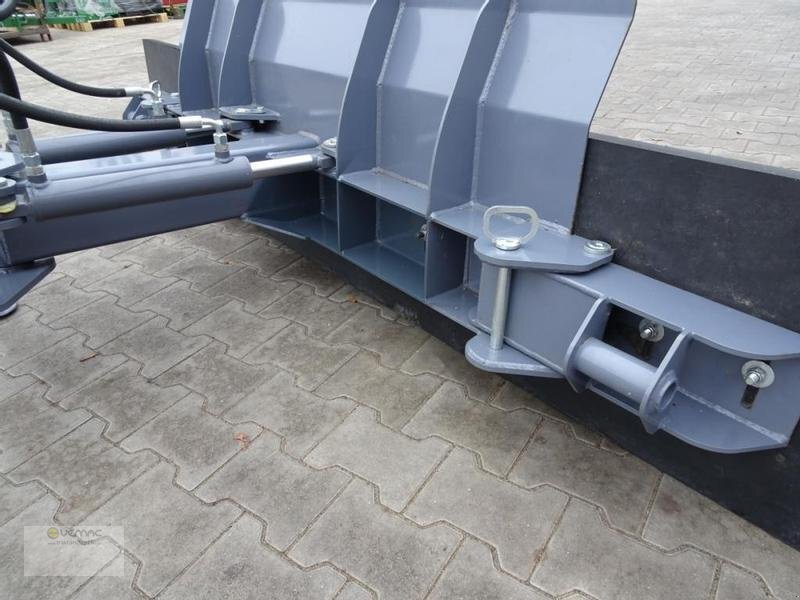 Planierschild neu kaufen Vemac Gummischieber 150cm hydraulisch Euro Futterschieber Gülleschieber: das Bild 11 Planierschild neu kaufen Vemac Gummischieber 150cm hydraulisch Euro Futterschieber Gülleschieber: das Bild 11