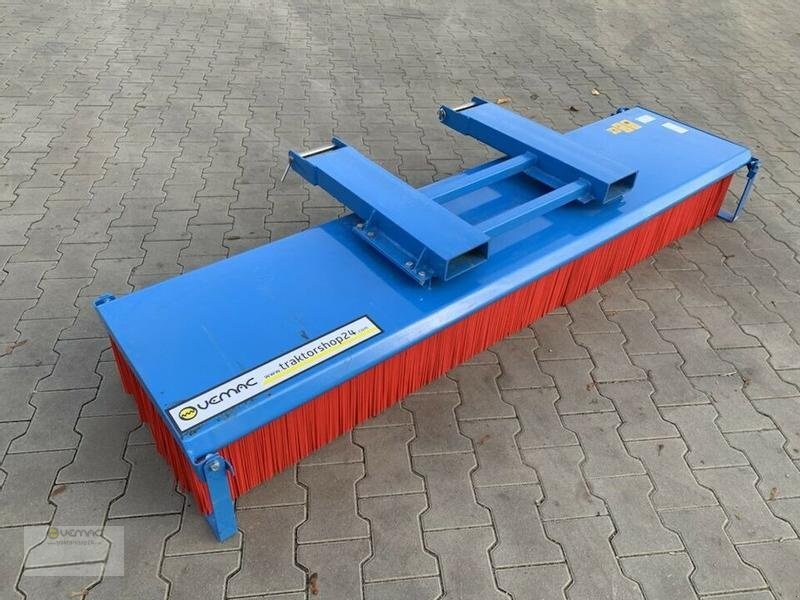 Vemac Kehrbesen 150 220 250 Kehrbürste Kehrmaschine Bürste Traktor NEU - Kehrbesen: das Bild 1 Vemac Kehrbesen 150 220 250 Kehrbürste Kehrmaschine Bürste Traktor NEU - Kehrbesen: das Bild 1