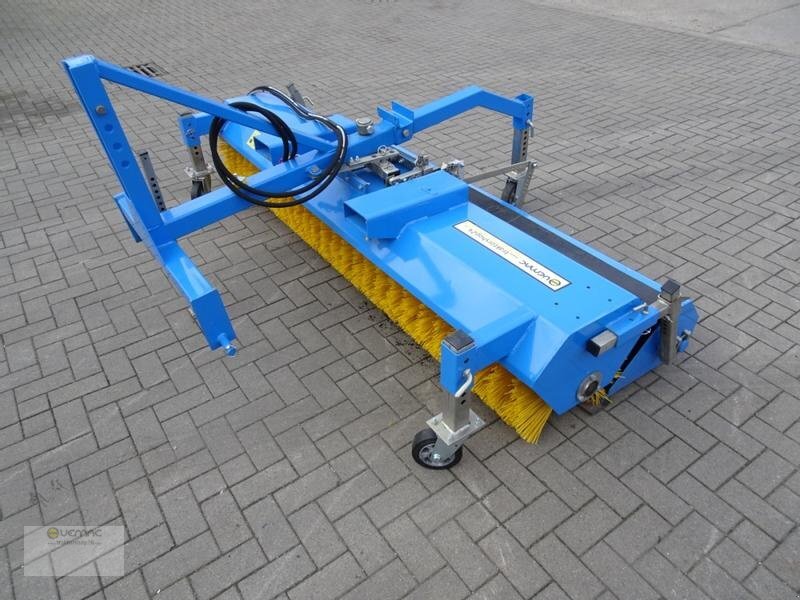 Vemac Kehrmaschine 250cm Kehrbürste Schlepper Traktor Gabelstapler NEU - Kehrbesen: das Bild 4 Vemac Kehrmaschine 250cm Kehrbürste Schlepper Traktor Gabelstapler NEU - Kehrbesen: das Bild 4
