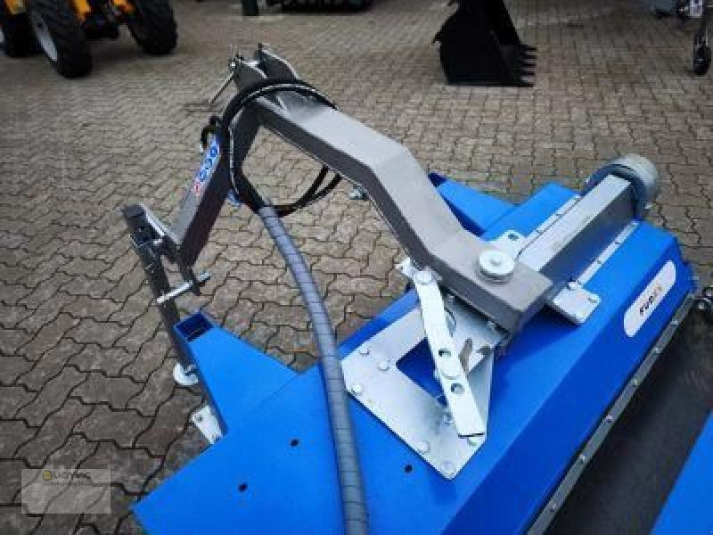 Vemac Kehrmaschine FM180 180cm Kehrbesen Bürste Traktor Zapfwelle NEU - Kehrbesen: das Bild 5 Vemac Kehrmaschine FM180 180cm Kehrbesen Bürste Traktor Zapfwelle NEU - Kehrbesen: das Bild 5
