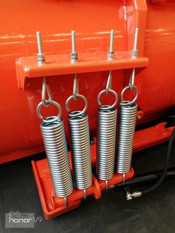 Vemac Schneeschild Geo SPFR200 200cm Schneeschieber Schneepflug NEU - Schneepflug: das Bild 5 Vemac Schneeschild Geo SPFR200 200cm Schneeschieber Schneepflug NEU - Schneepflug: das Bild 5