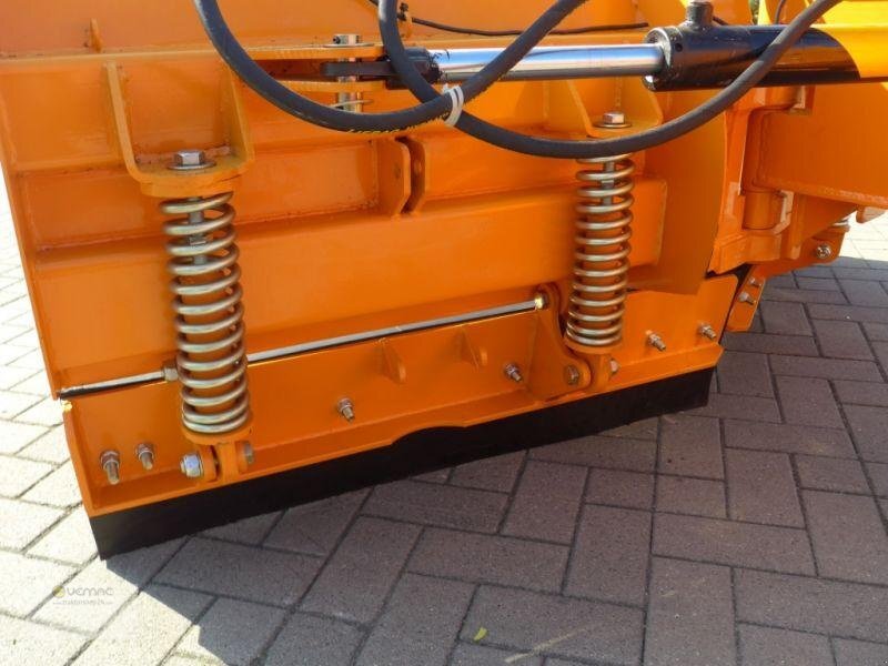 Vemac Vario Schneeschild Schneepflug Winterdienst Geo SPO270 270cm NEU - Schneepflug: das Bild 3 Vemac Vario Schneeschild Schneepflug Winterdienst Geo SPO270 270cm NEU - Schneepflug: das Bild 3