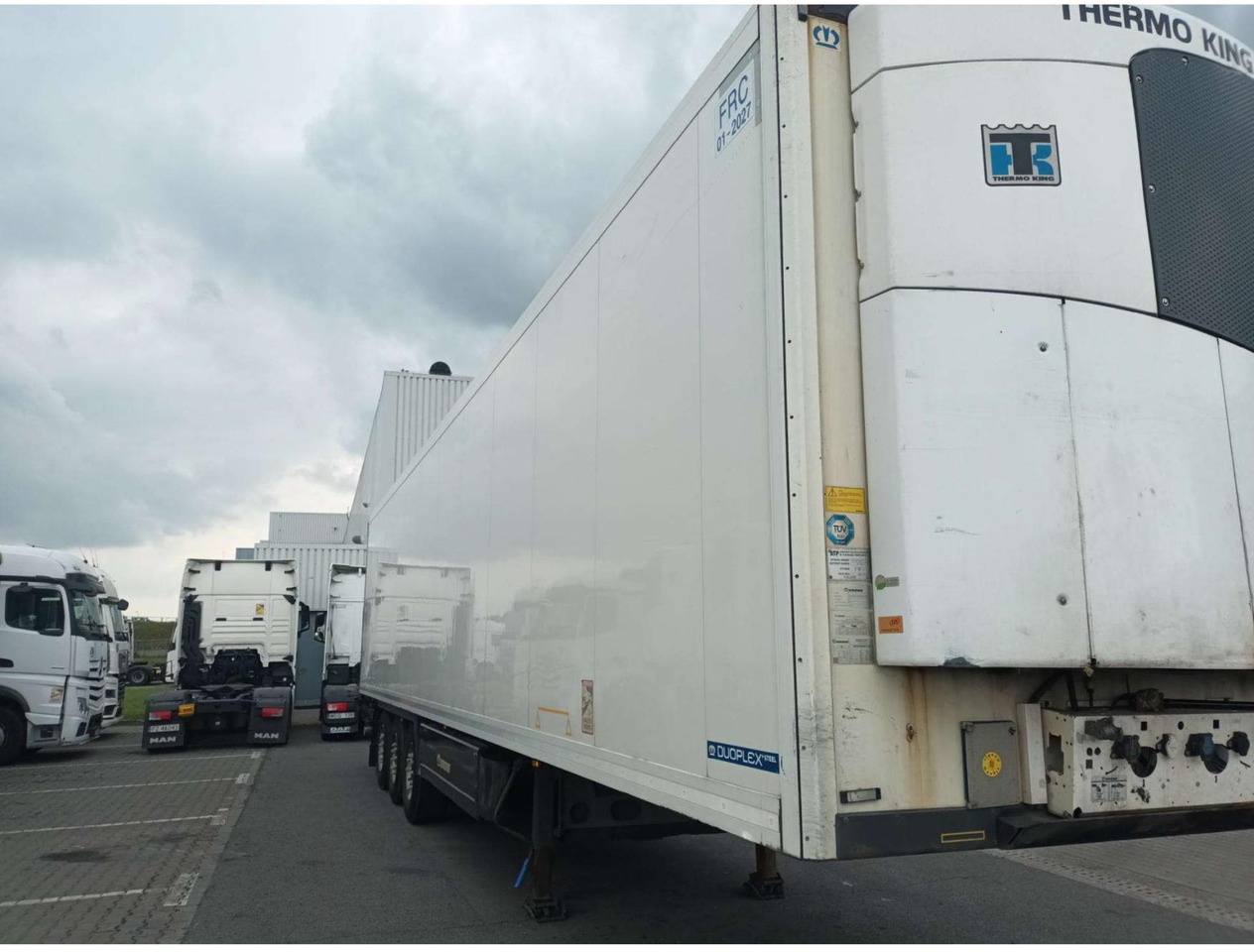 2018 Krone SDR Double Deck Cool Liner FP45 ThermoKing SLXi 300 Lifting Axle - Kühlkoffer Auflieger: das Bild 4 2018 Krone SDR Double Deck Cool Liner FP45 ThermoKing SLXi 300 Lifting Axle - Kühlkoffer Auflieger: das Bild 4
