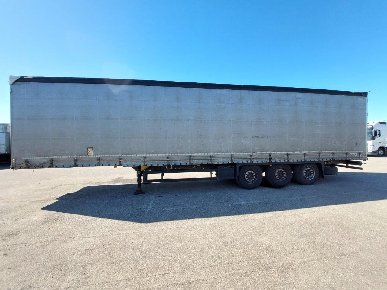 2019 Schmitz Cargobull SCS24/L - Planenauflieger: das Bild 3 2019 Schmitz Cargobull SCS24/L - Planenauflieger: das Bild 3