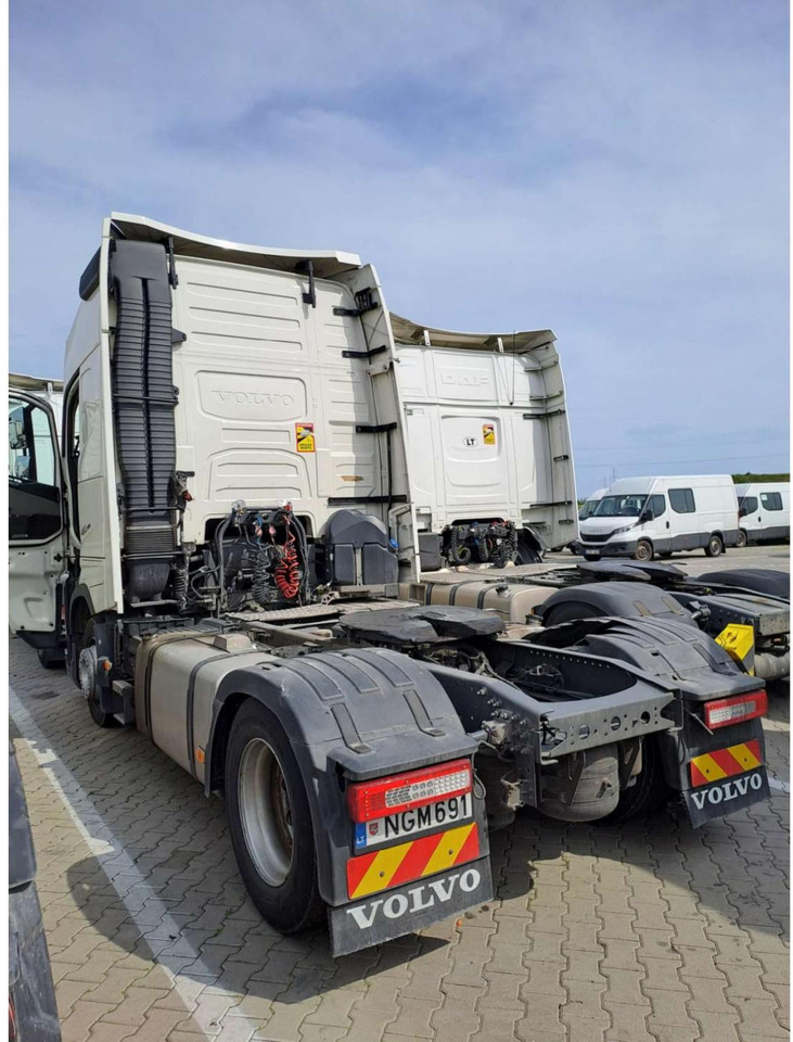 2023 Volvo FH 460 Globetrotter XL Varios i-Save - Sattelzugmaschine: das Bild 2 2023 Volvo FH 460 Globetrotter XL Varios i-Save - Sattelzugmaschine: das Bild 2