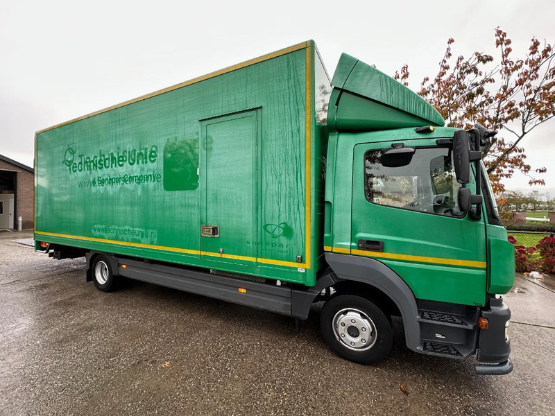 Mercedes-Benz Atego 1018 / NL TRUCK / EURO 6 / ONLY 100.000KM! / BOX+LIFT+SIDE DOOR / CLIMA / AUTOMATIC - Koffer LKW: das Bild 3 Mercedes-Benz Atego 1018 / NL TRUCK / EURO 6 / ONLY 100.000KM! / BOX+LIFT+SIDE DOOR / CLIMA / AUTOMATIC - Koffer LKW: das Bild 3